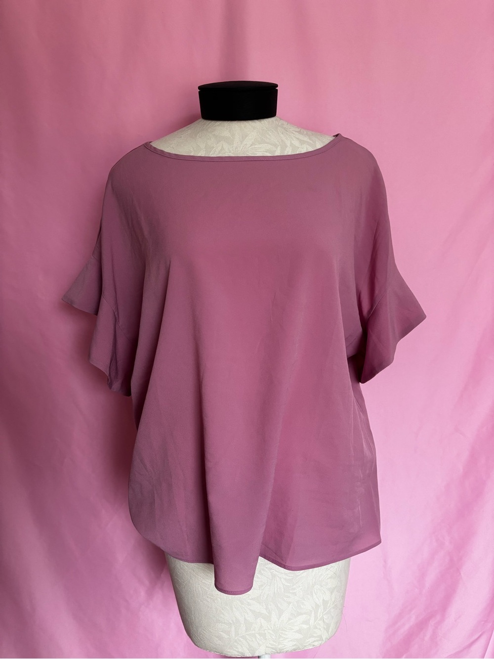Banana Republic XL Mauve Ruffle Short Sleeve Blouse